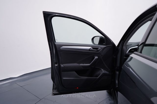 VOLKSWAGEN T-Roc usata, con Controllo trazione