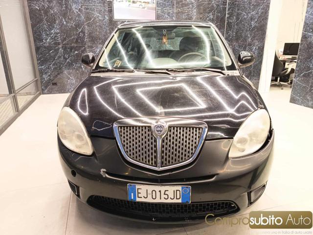 LANCIA Ypsilon usata, con ABS