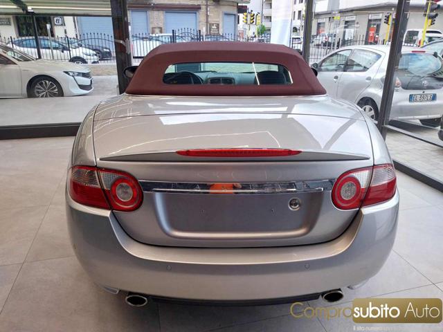 JAGUAR XK usata, con Autoradio