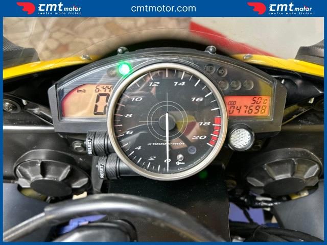 YAMAHA YZF R6 usata 4
