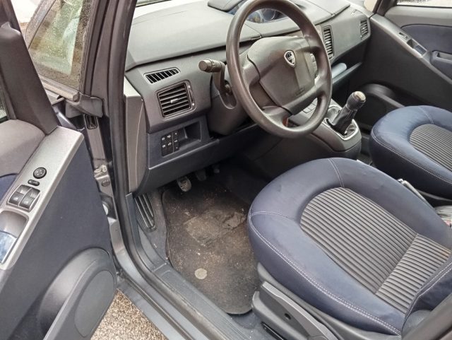 LANCIA MUSA usata, con Chiusura centralizzata
