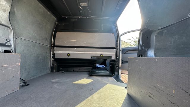 PEUGEOT Expert usata, con Chiusura centralizzata telecomandata