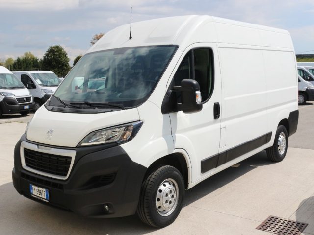 PEUGEOT Boxer usata, con ABS