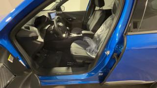 PEUGEOT 2008 usata, con Climatizzatore