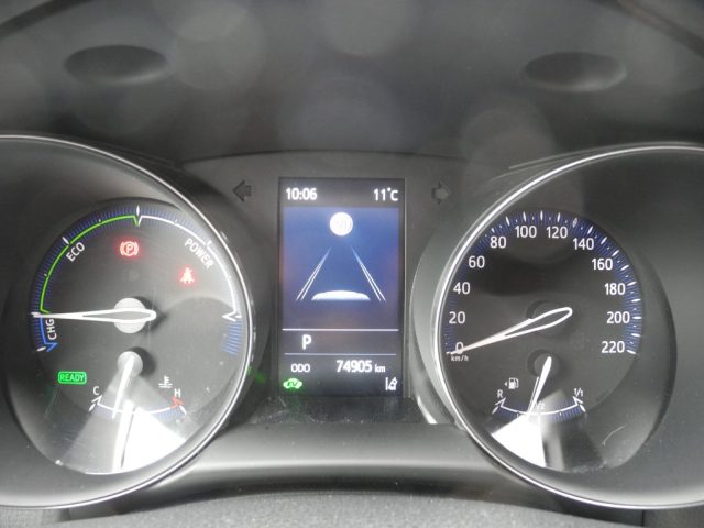 TOYOTA C-HR usata, con Autoradio digitale