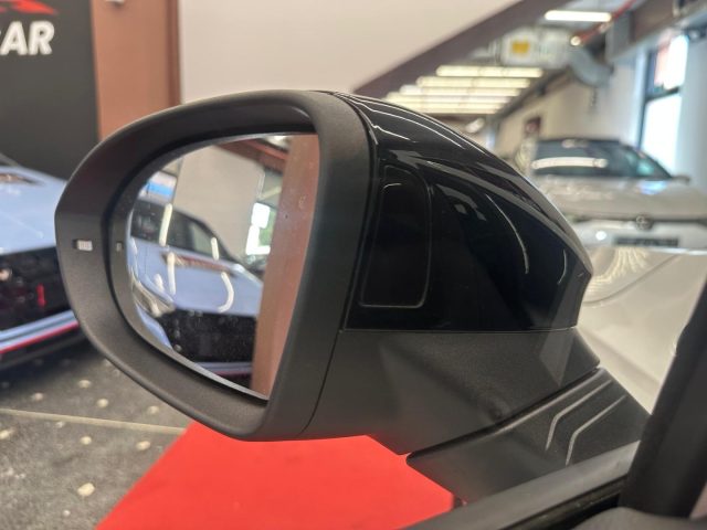 VOLKSWAGEN Golf usata, con Controllo automatico clima