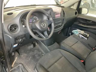 MERCEDES-BENZ eVito usata, con USB