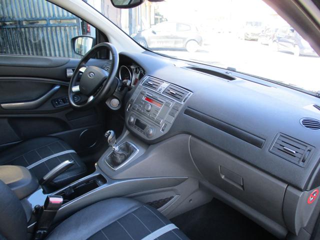 FORD Kuga usata, con Volante multifunzione