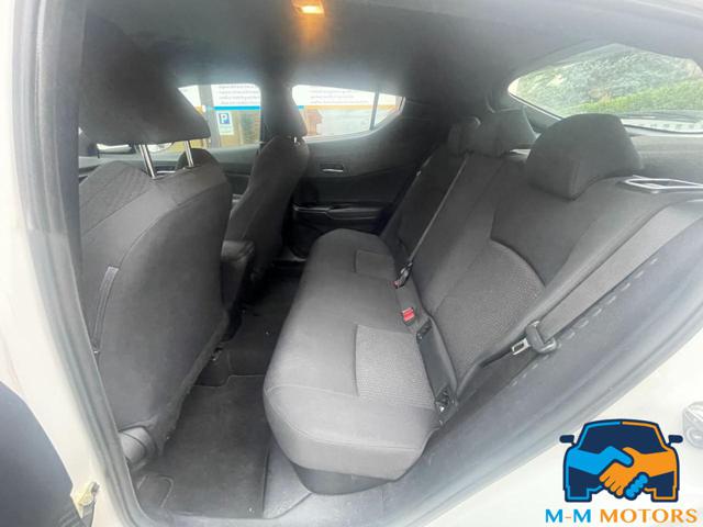 TOYOTA C-HR usata, con Interni in pelle