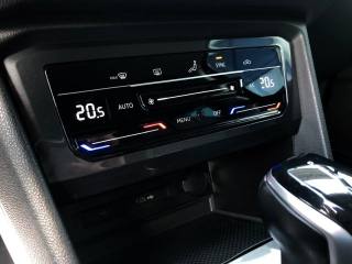 VOLKSWAGEN Tiguan usata, con Isofix