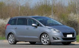 PEUGEOT 5008 1.6 HDi 115CV - 7 POSTI