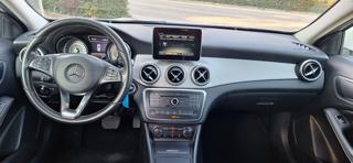 MERCEDES-BENZ GLA 200 usata, con Airbag