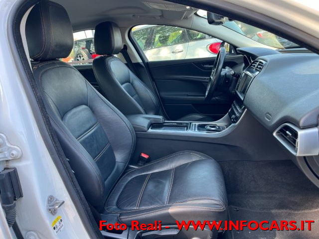 JAGUAR XE usata, con Antifurto