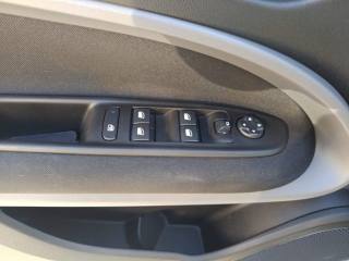 JEEP Avenger usata, con Servosterzo