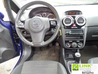 OPEL Corsa usata, con Climatizzatore