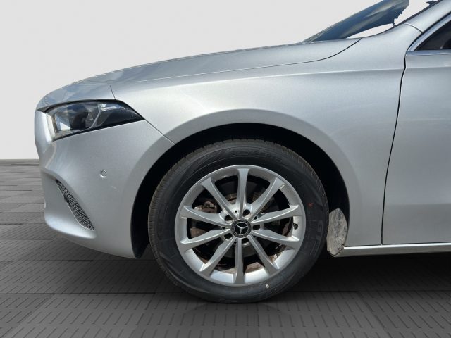 MERCEDES-BENZ A 180 usata 12