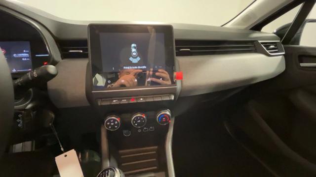 RENAULT Clio usata, con Bluetooth