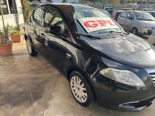 LANCIA Ypsilon usata, con Airbag