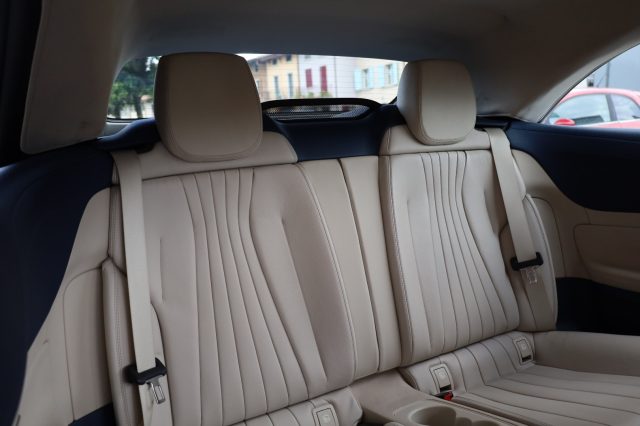 MERCEDES-BENZ E 220 usata 128