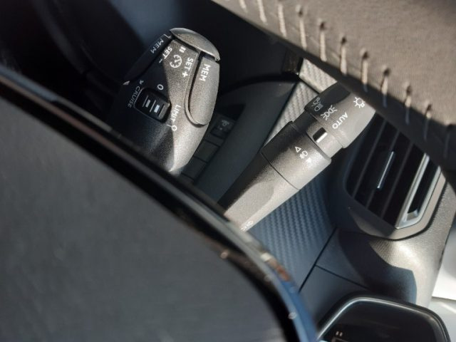 PEUGEOT 208 usata, con Luci diurne LED