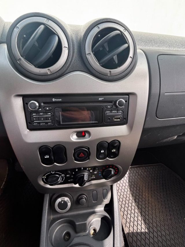 DACIA Duster usata 11