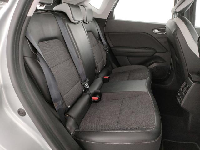 RENAULT Captur usata, con Touch screen