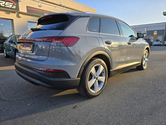 AUDI Q4 e-tron usata, con Airbag