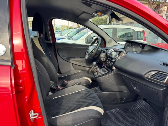 LANCIA Ypsilon usata, con Chiusura centralizzata