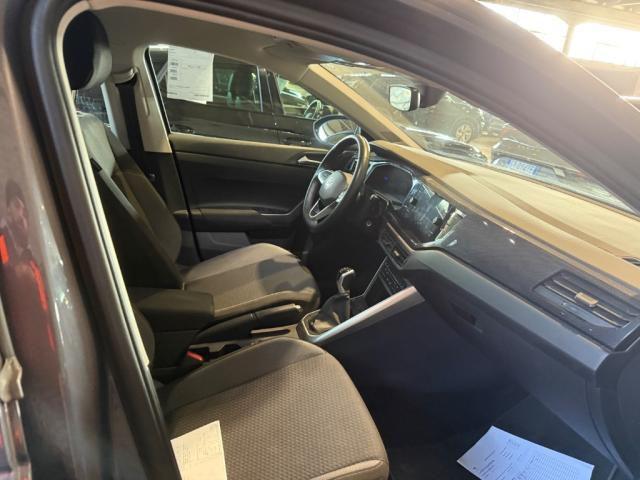 VOLKSWAGEN Taigo usata, con Autoradio