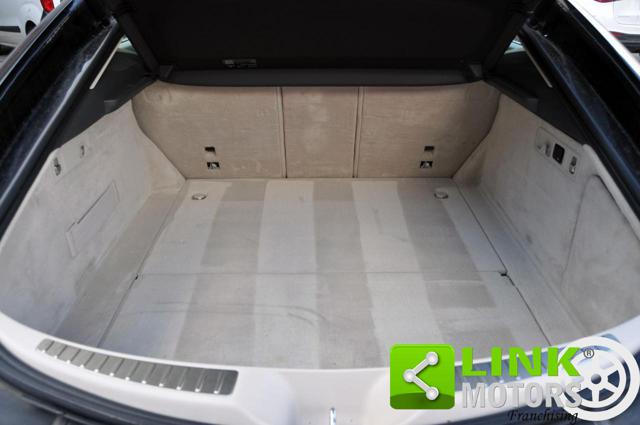 MERCEDES-BENZ GT usata, con Luci diurne