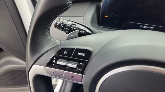 HYUNDAI Tucson usata, con Volante in pelle