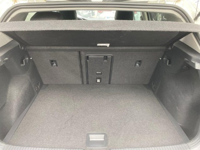 VOLKSWAGEN Golf usata, con Alzacristalli elettrici
