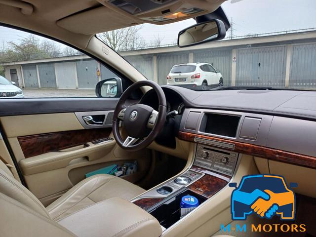 JAGUAR XF usata, con Controllo trazione
