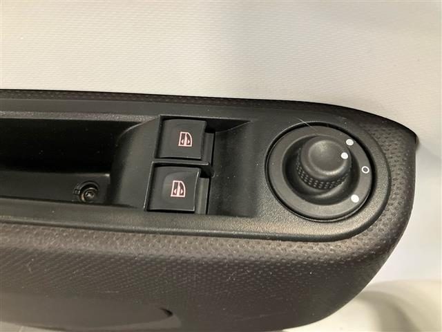 RENAULT Twingo usata 21