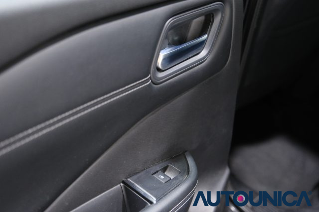 NISSAN Qashqai usata, con Telecamera per parcheggio assistito