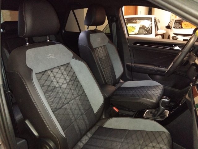 VOLKSWAGEN T-Roc usata, con Fari LED