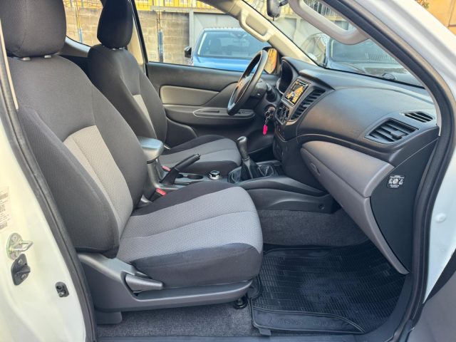 MITSUBISHI L200 usata, con Lettore CD