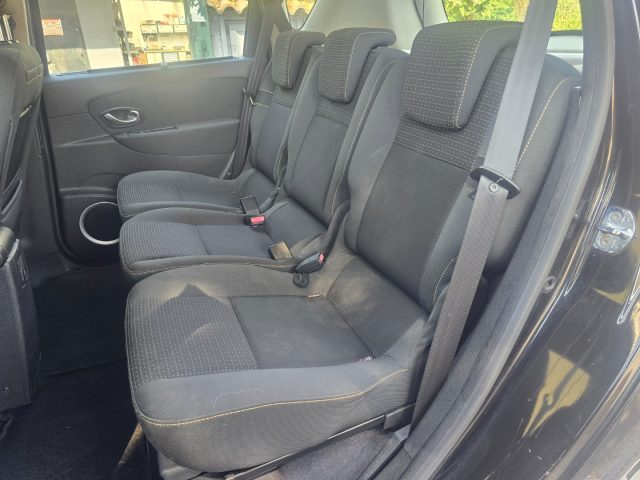 RENAULT Scenic usata 69