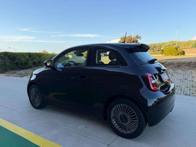 FIAT 500e usata, con Hotspot Wi-Fi