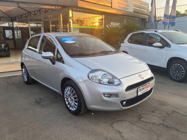 FIAT Punto usata, con Autoradio