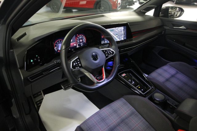 VOLKSWAGEN Golf usata, con Boardcomputer