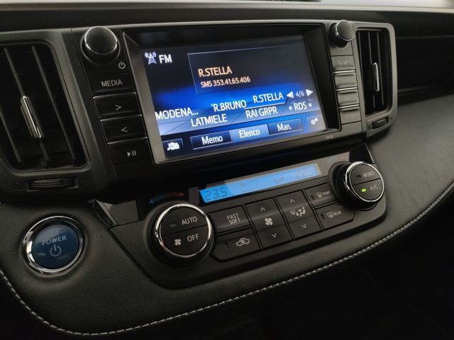 TOYOTA RAV 4 usata, con Vetri oscurati