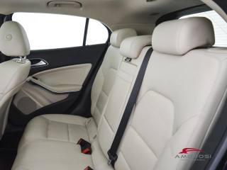 MERCEDES-BENZ GLA 200 usata 9
