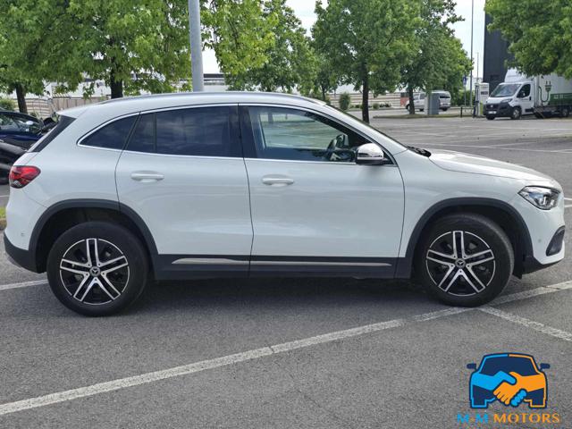 MERCEDES-BENZ GLA 200 usata, con Airbag Passeggero