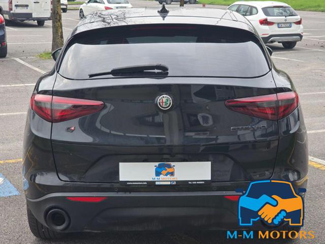 ALFA ROMEO Stelvio usata, con Autoradio