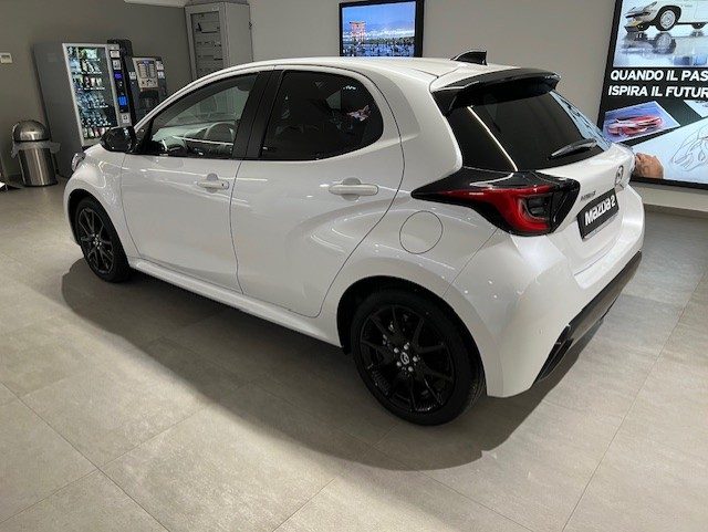 MAZDA 2 usata, con Autoradio