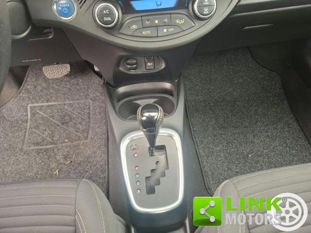 TOYOTA Yaris usata 17