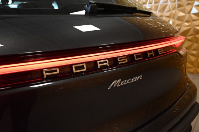 PORSCHE Macan usata 93