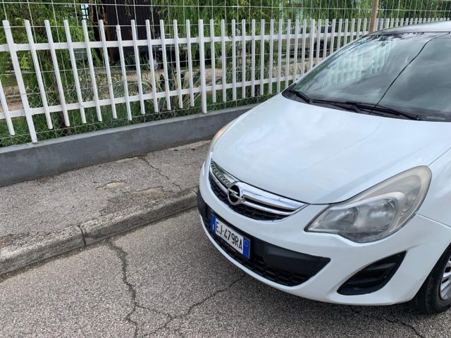 OPEL Corsa usata, con Specchietti laterali elettrici