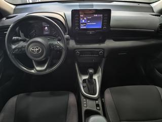 TOYOTA Yaris usata, con Touch screen
